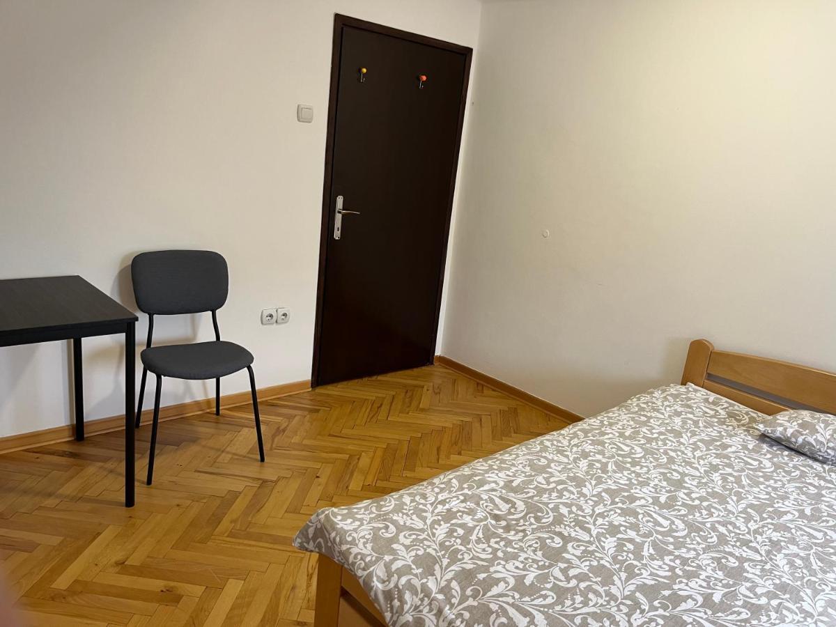 中华楼 - Belgrade Exterior photo
