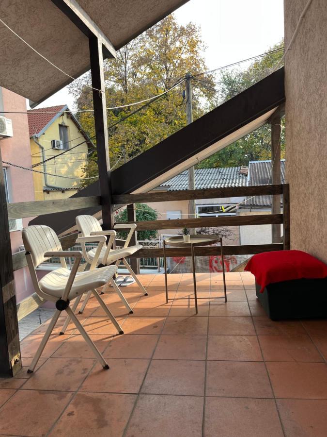 中华楼 - Belgrade Exterior photo