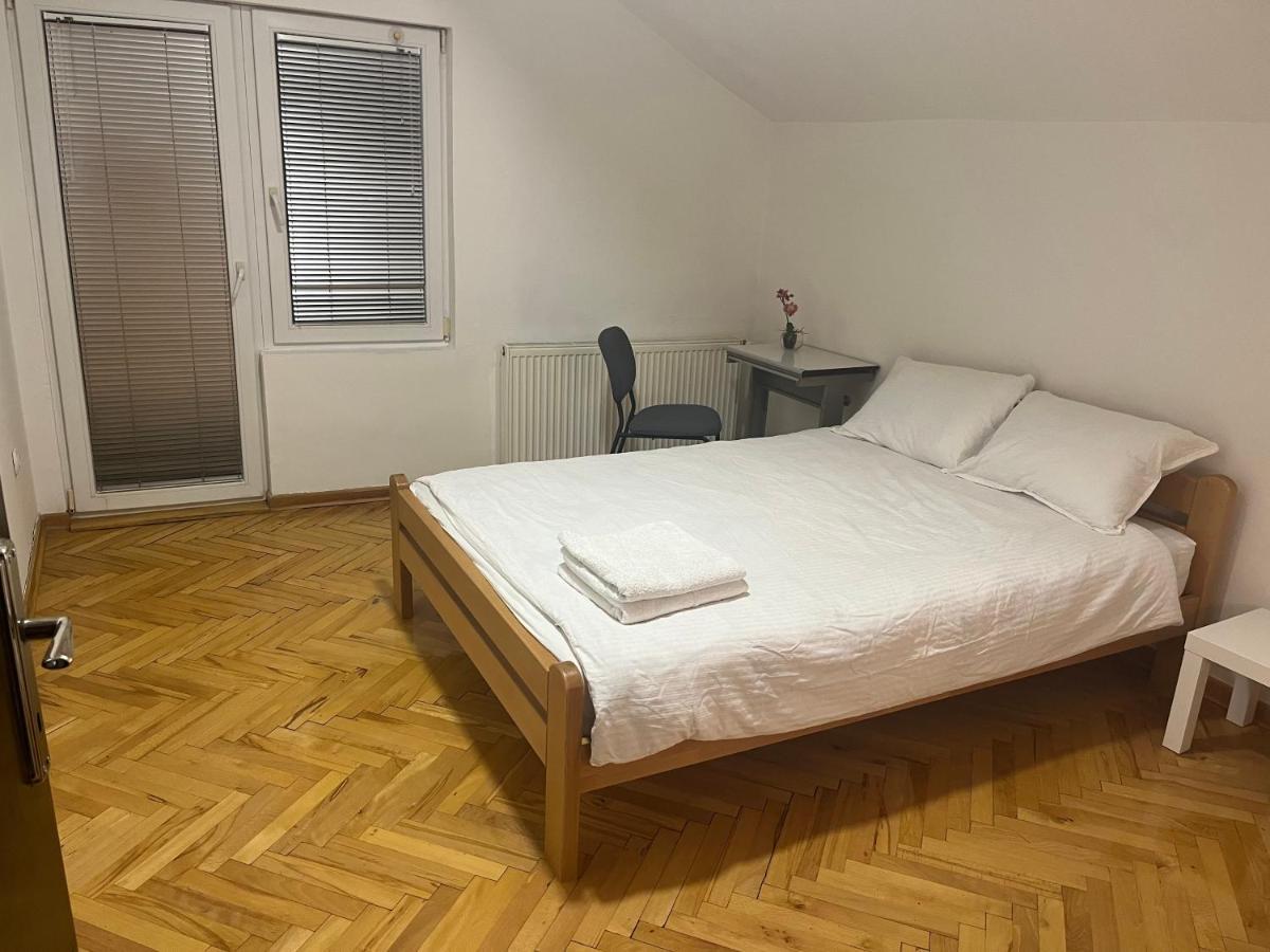 中华楼 - Belgrade Exterior photo